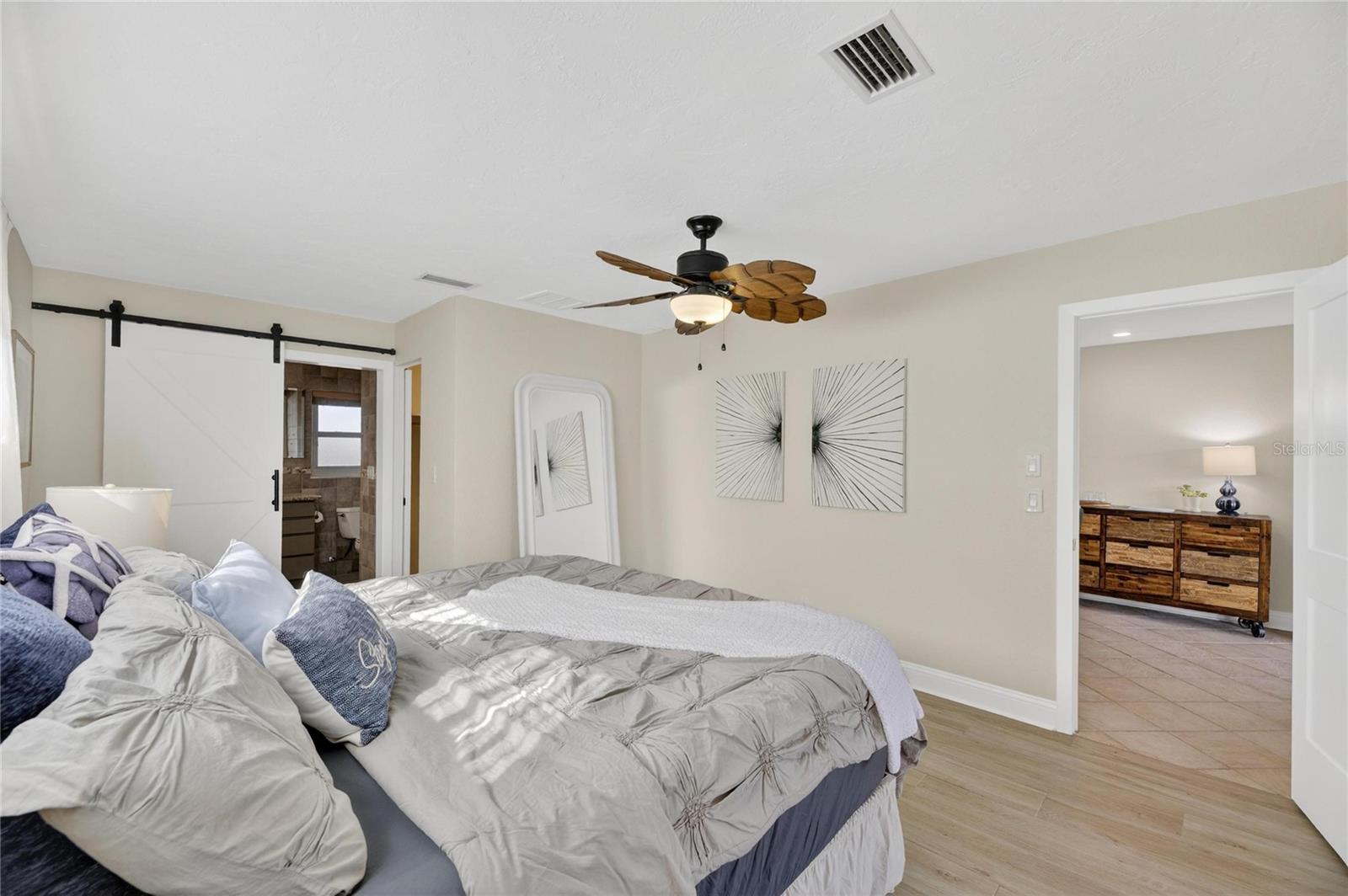 APOLLO BEACH UNIT 13 PT 1 RE - Residential