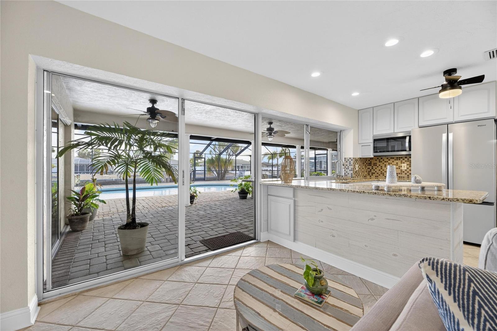 APOLLO BEACH UNIT 13 PT 1 RE - Residential