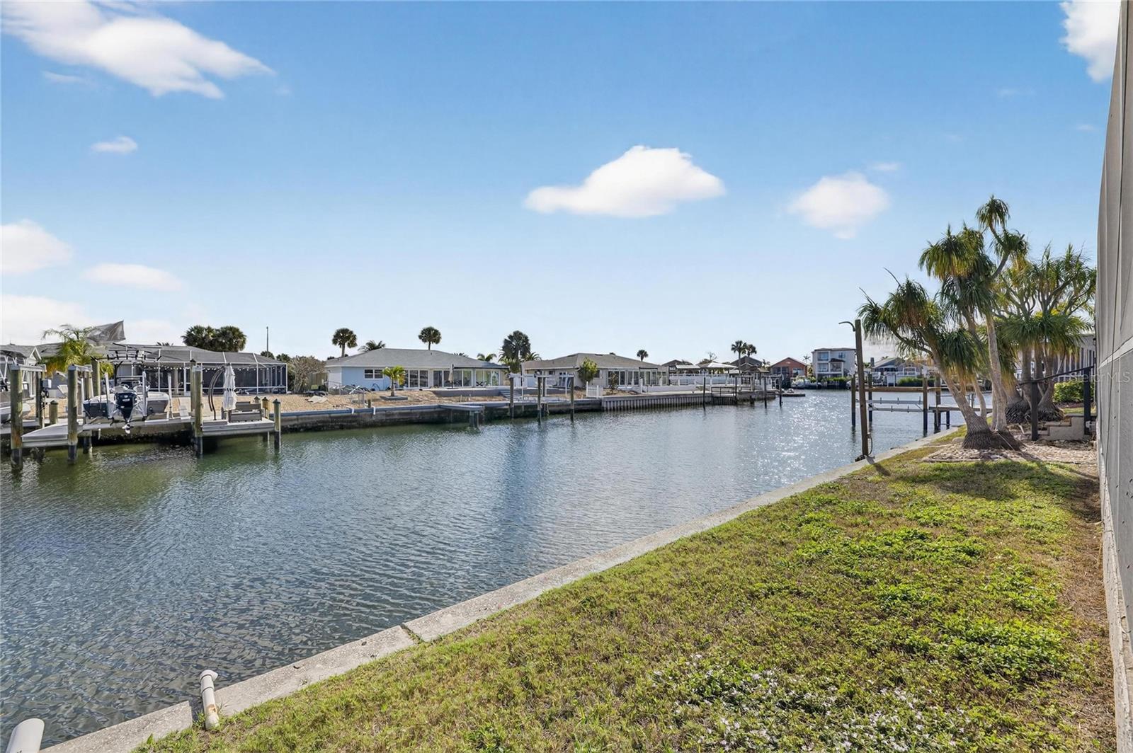 APOLLO BEACH UNIT 13 PT 1 RE - Residential