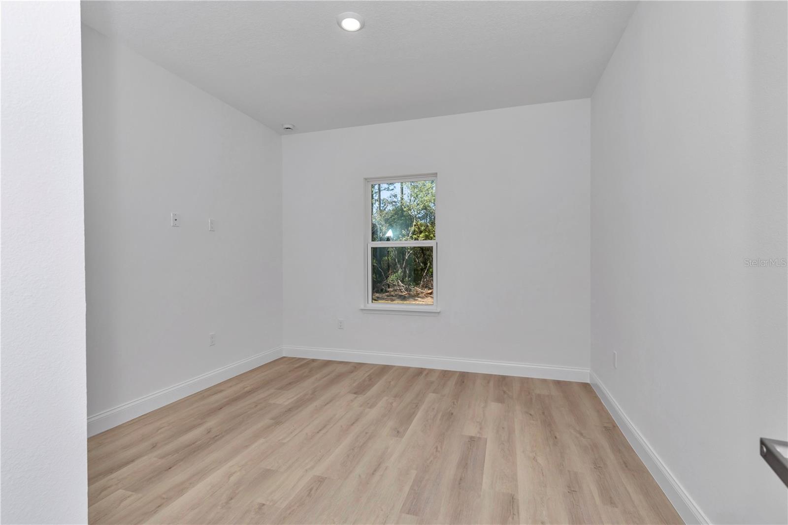 CITRUS SPGS UNIT 11 - Residential