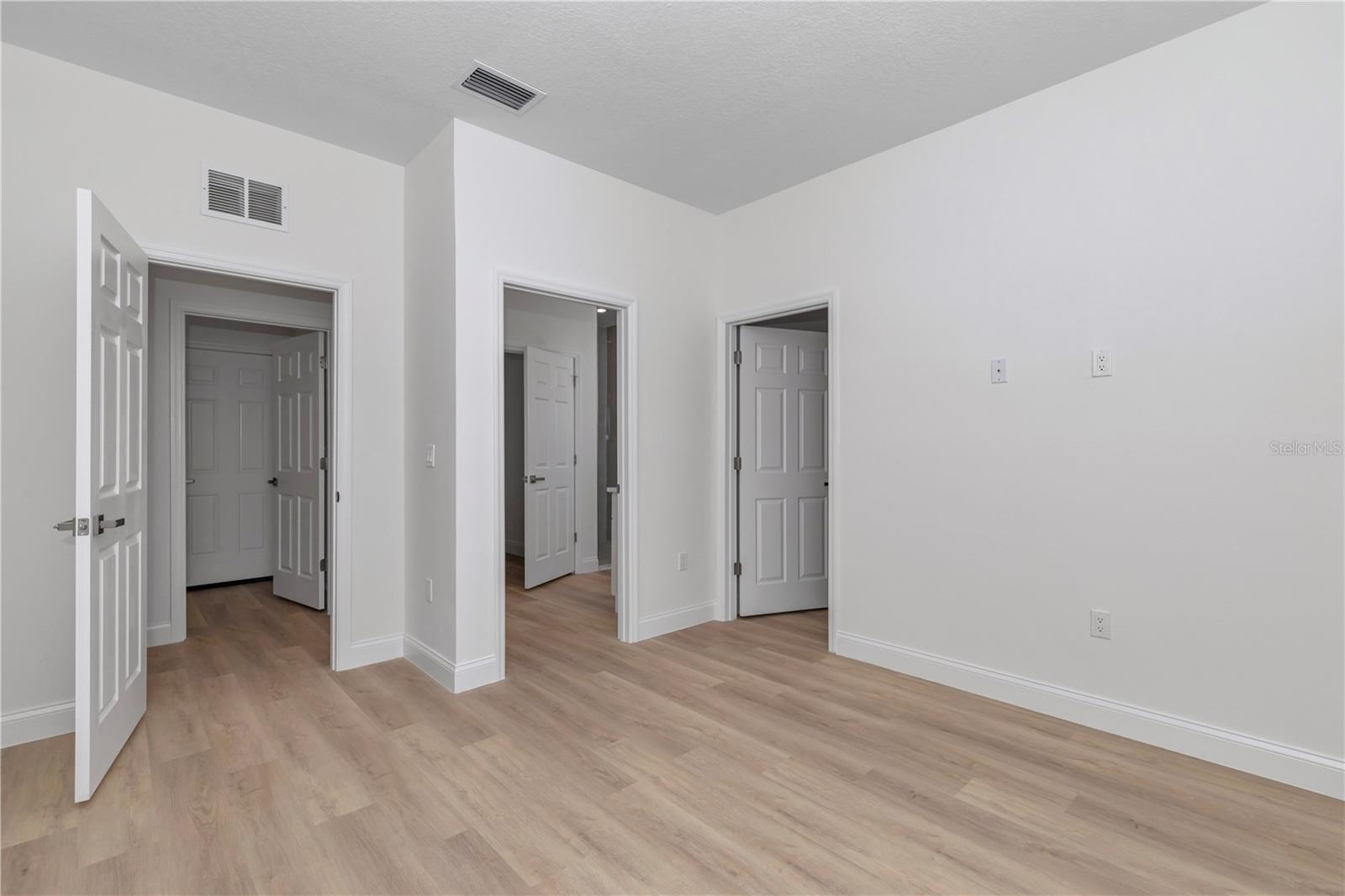 CITRUS SPGS UNIT 11 - Residential