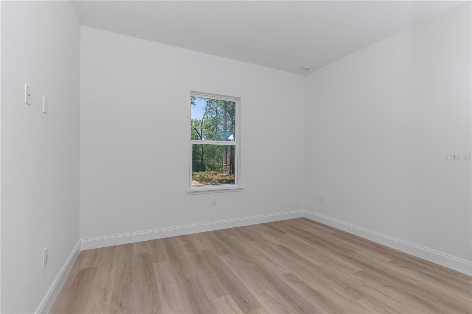 CITRUS SPGS UNIT 11 - Residential