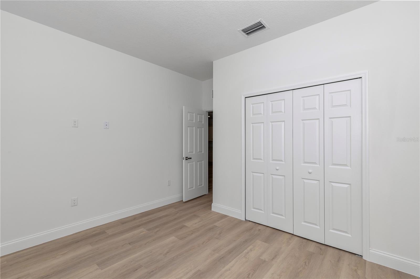 CITRUS SPGS UNIT 11 - Residential