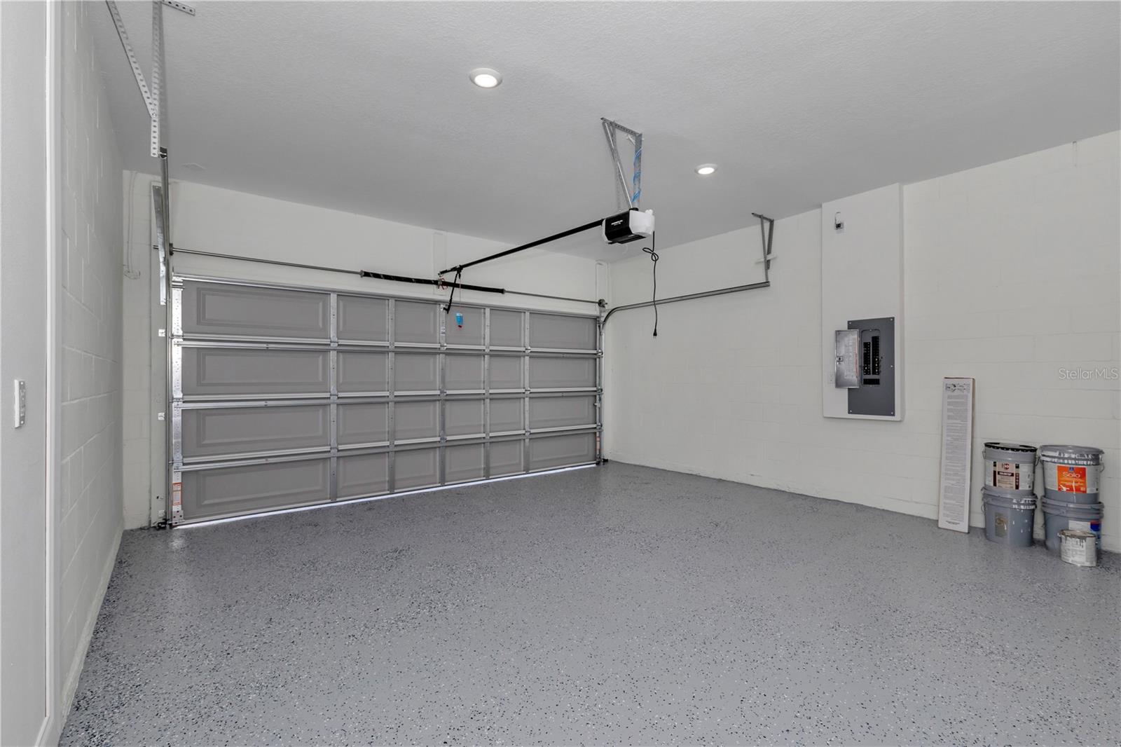 CITRUS SPGS UNIT 11 - Residential