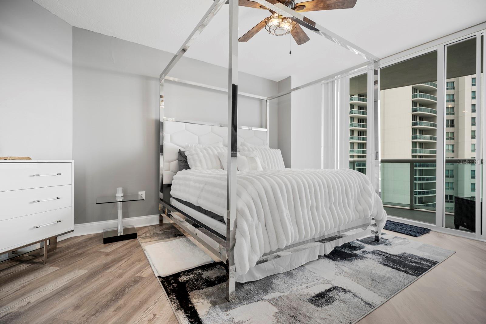 MARINA GRANDE ON HALIFAX - Residential