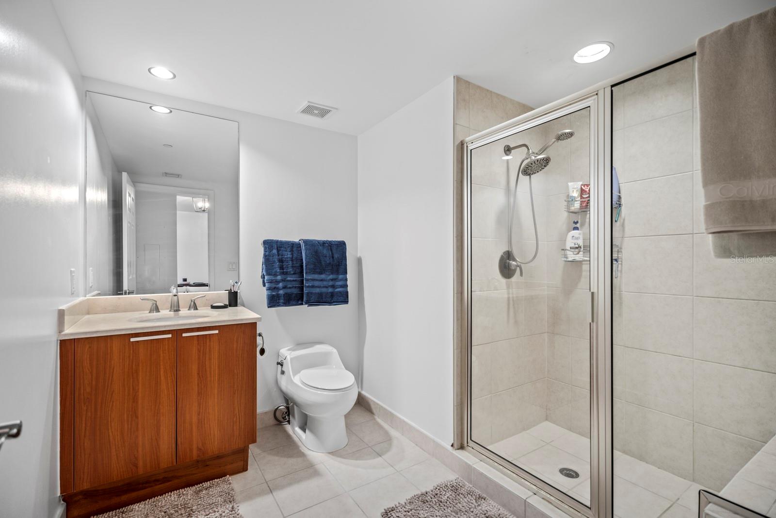 MARINA GRANDE ON HALIFAX - Residential