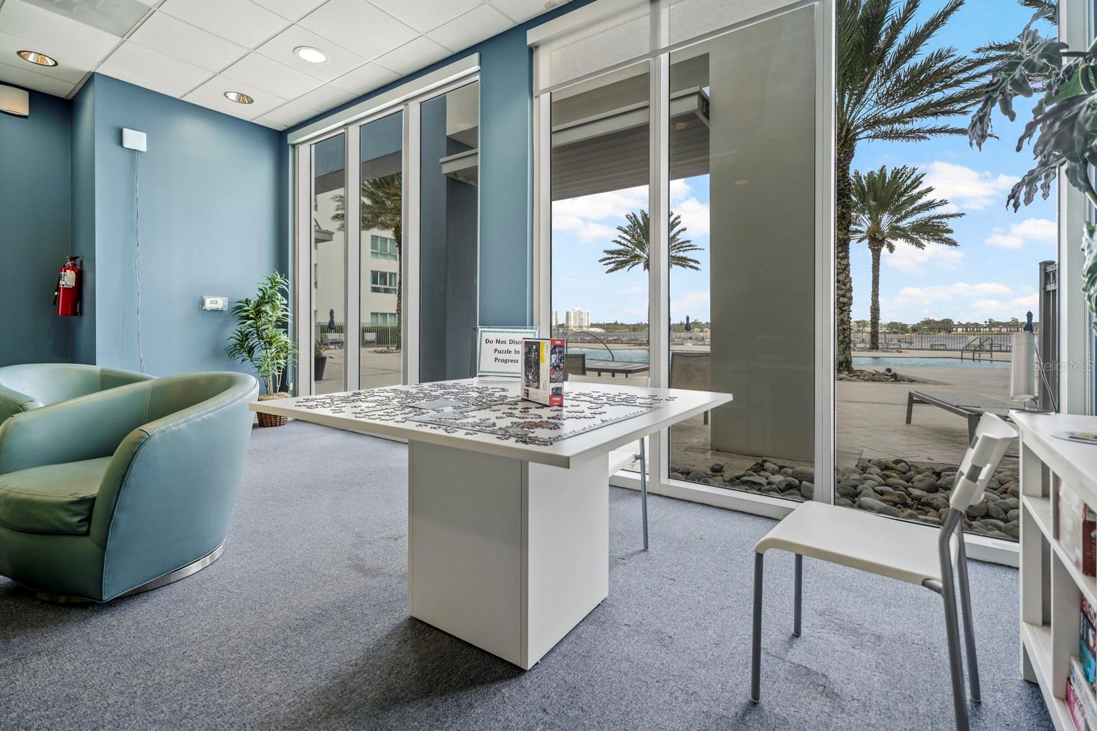 MARINA GRANDE ON HALIFAX - Residential