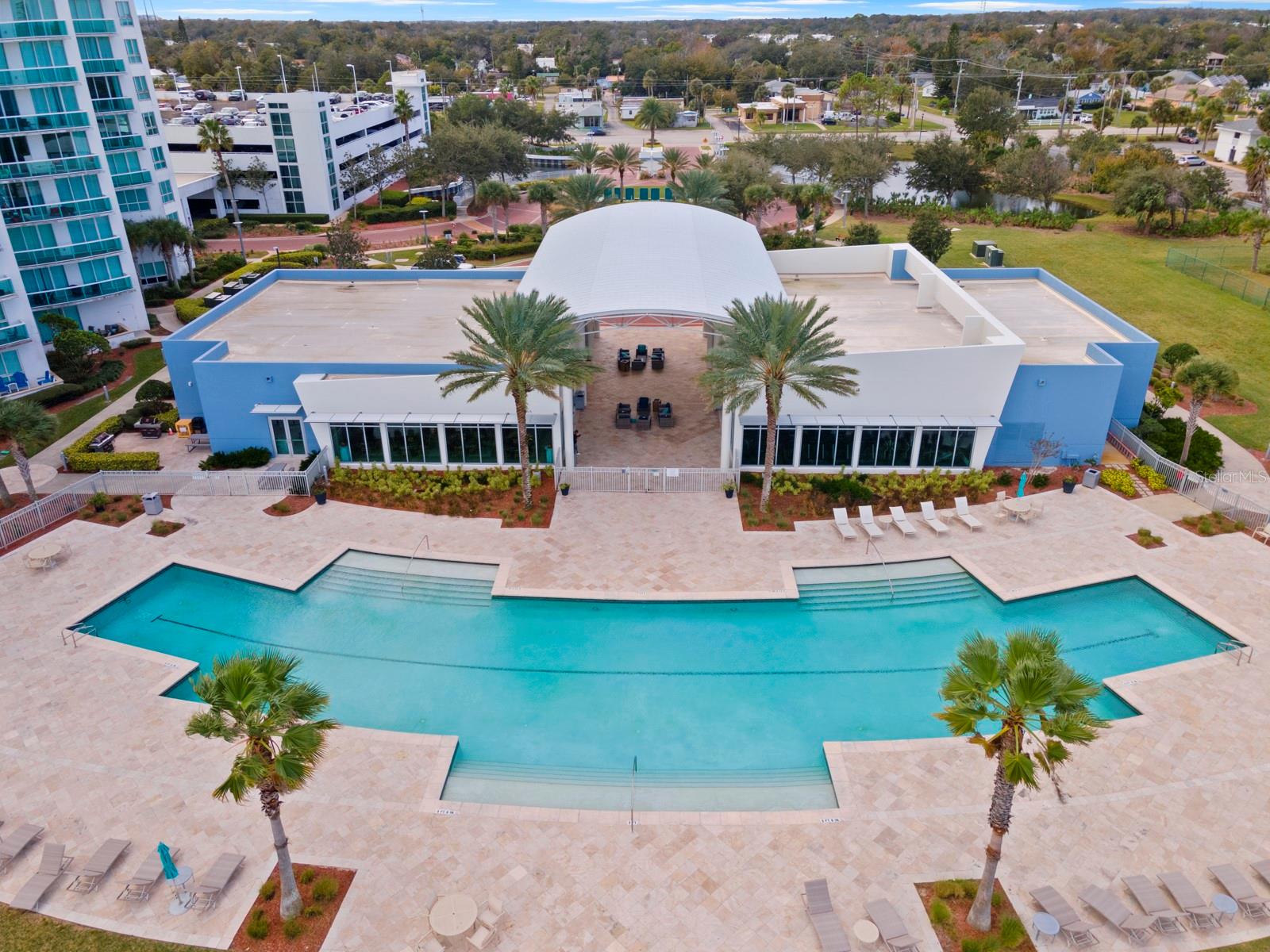 MARINA GRANDE ON HALIFAX - Residential