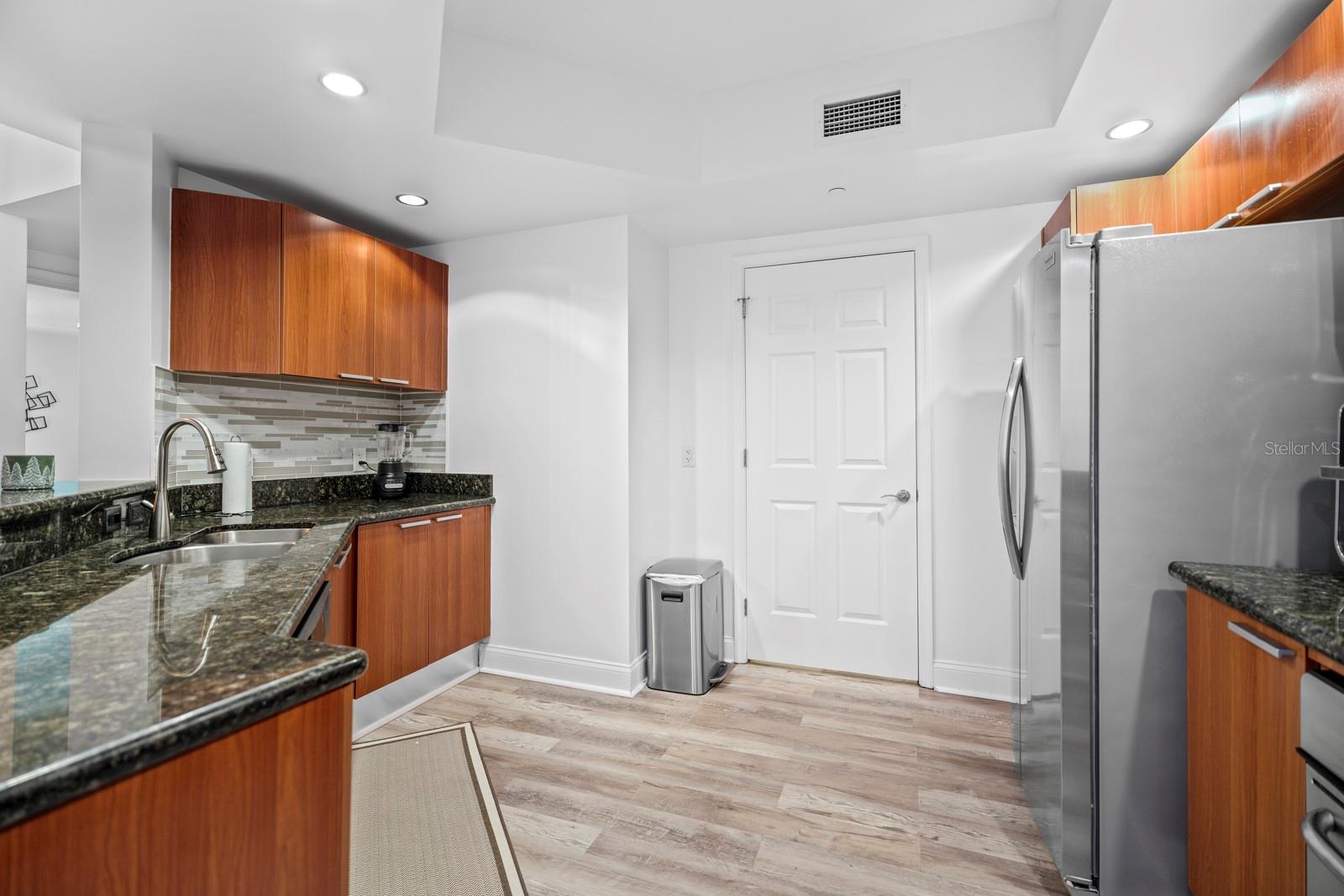 MARINA GRANDE ON HALIFAX - Residential