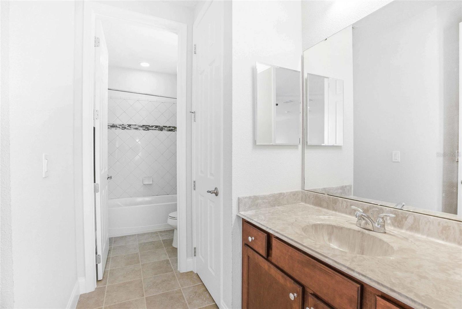 FONTANA ESTATES - Residential