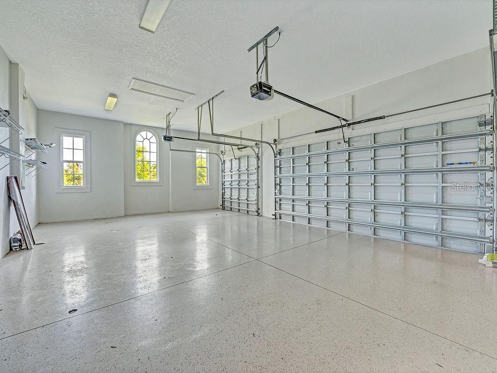 FONTANA ESTATES - Residential