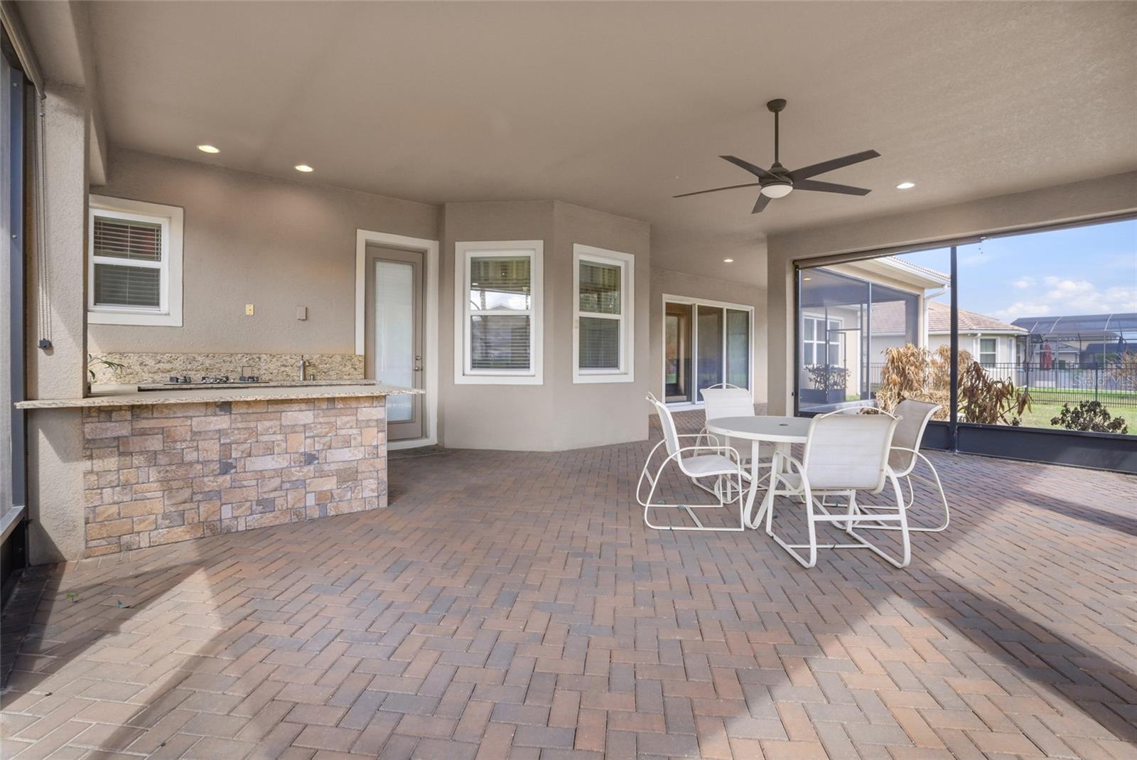 FONTANA ESTATES - Residential