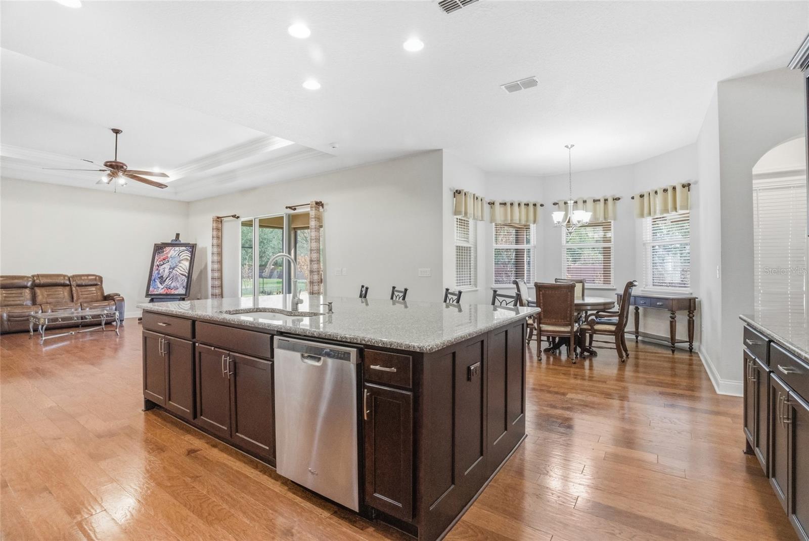 FONTANA ESTATES - Residential