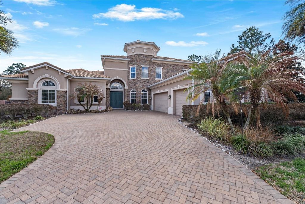 Photo of 18002 Bellezza Drive, Orlando, FL 32820 (MLS # S5145131)