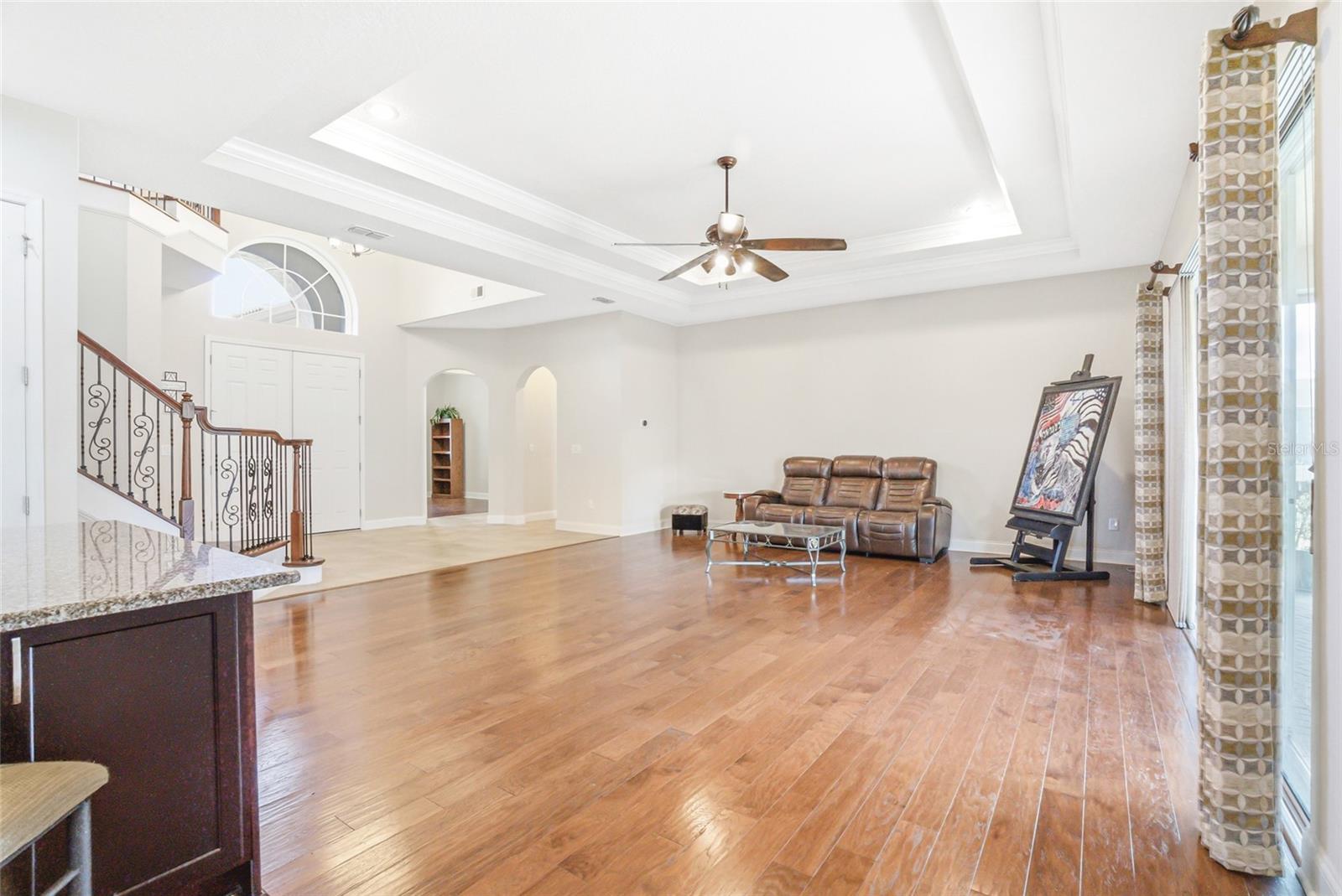 FONTANA ESTATES - Residential