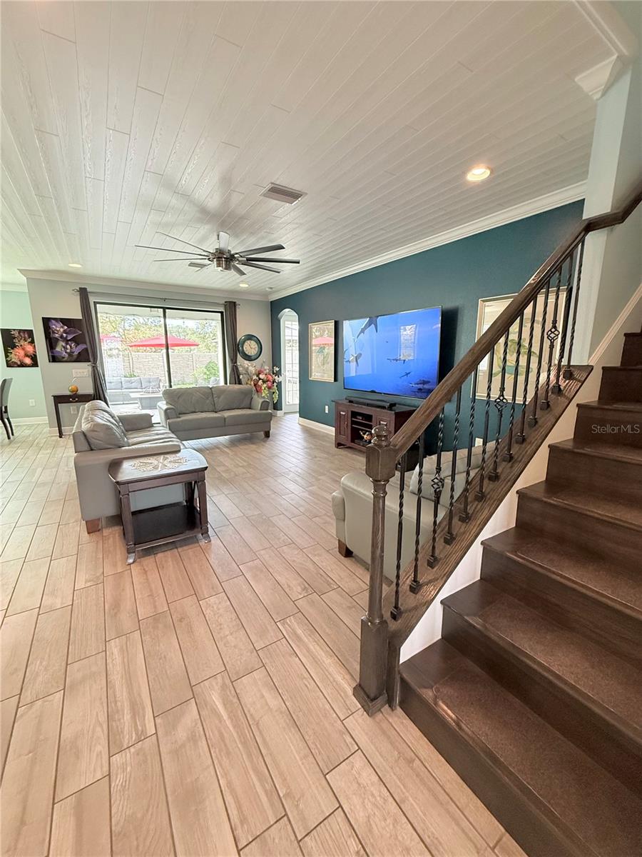 18779 DEER TRACKS LOOP