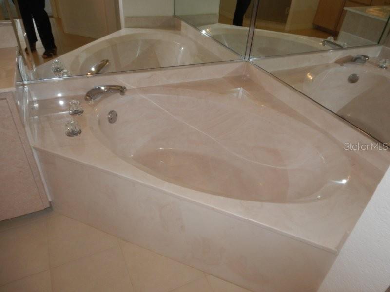 PUNTA GORDA ISLES SEC 05 - Residential Lease