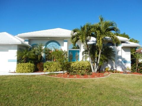 Photo of 1980 Aqui Esta Drive, Punta Gorda, FL 33950 (MLS # C7523186)