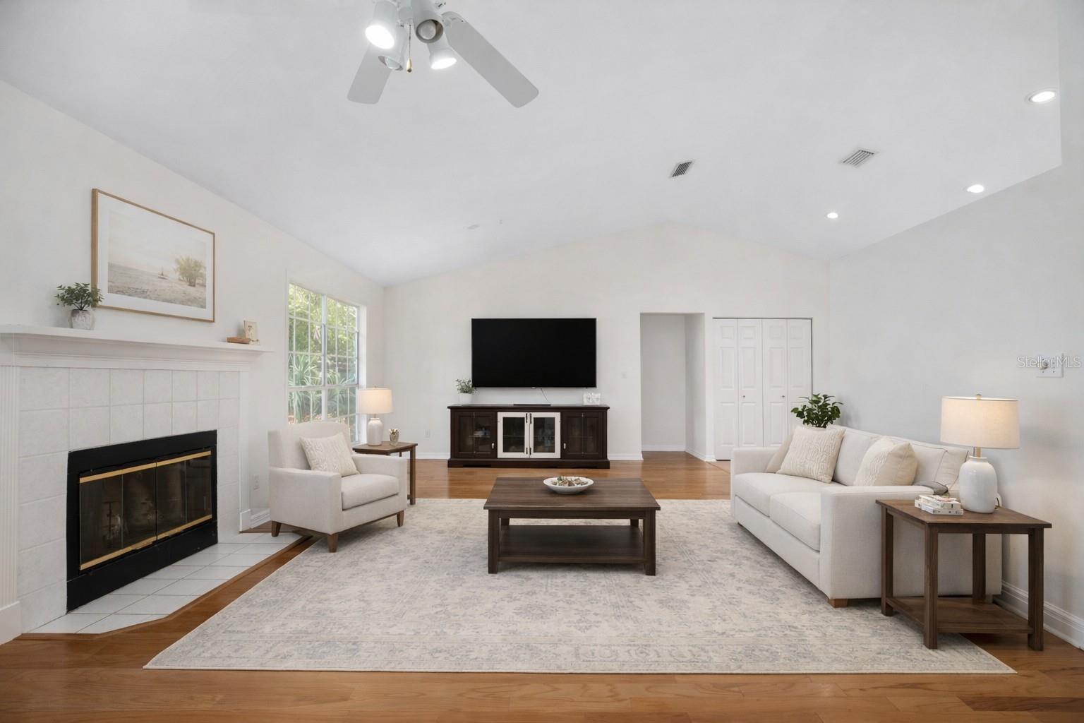 LENOX PLACE - Residential