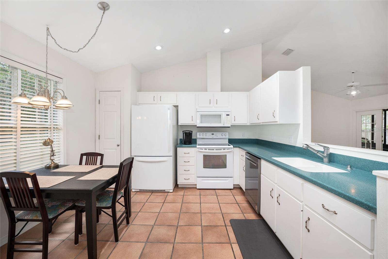 LENOX PLACE - Residential