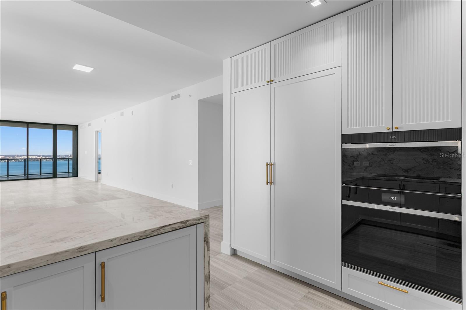 BAYSHORE YSABELLA CONDOMINIUM - Residential