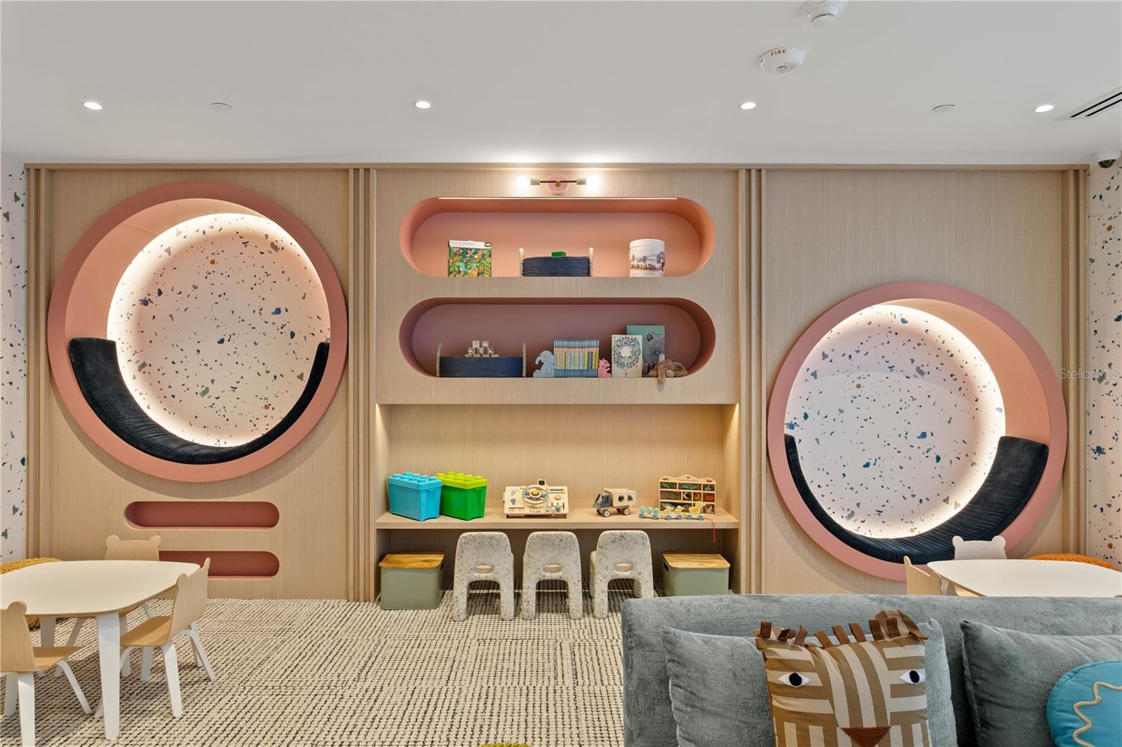 BAYSHORE YSABELLA CONDOMINIUM - Residential