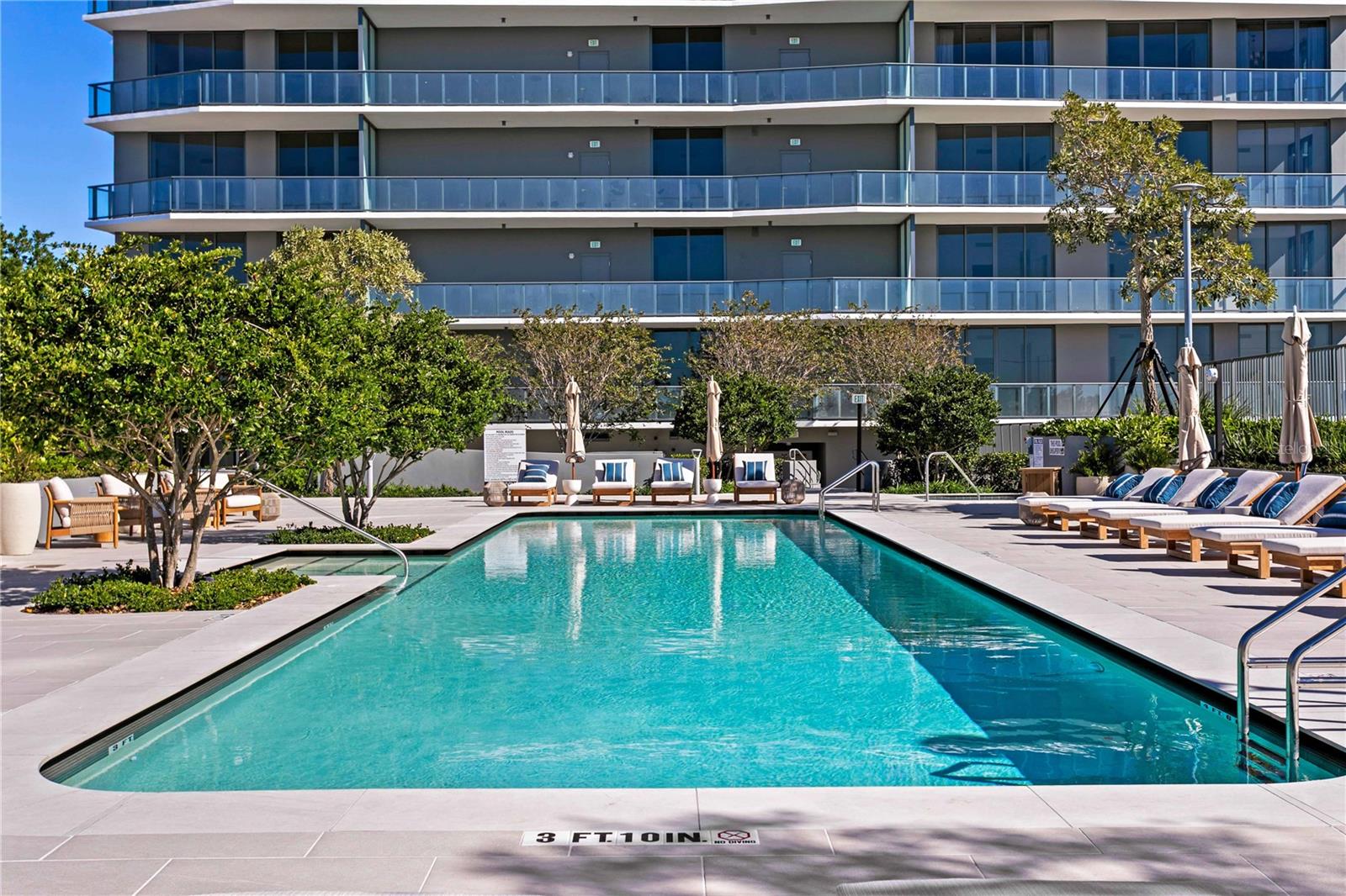 BAYSHORE YSABELLA CONDOMINIUM - Residential