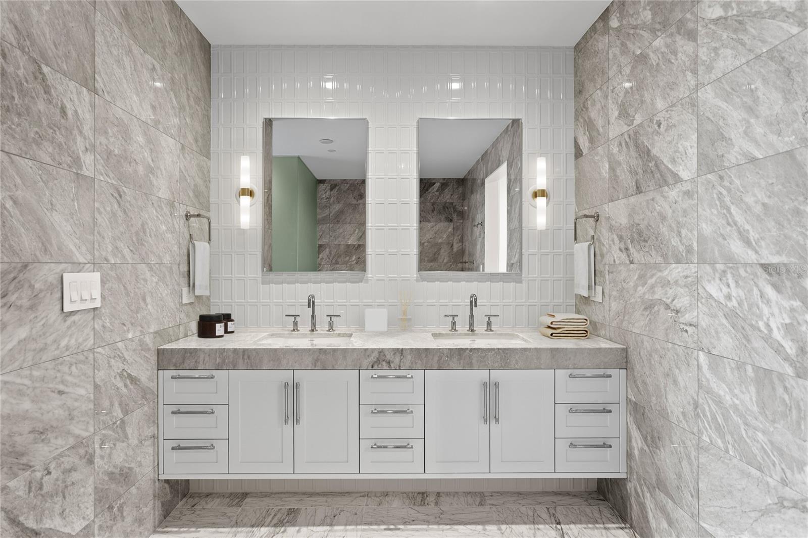 BAYSHORE YSABELLA CONDOMINIUM - Residential