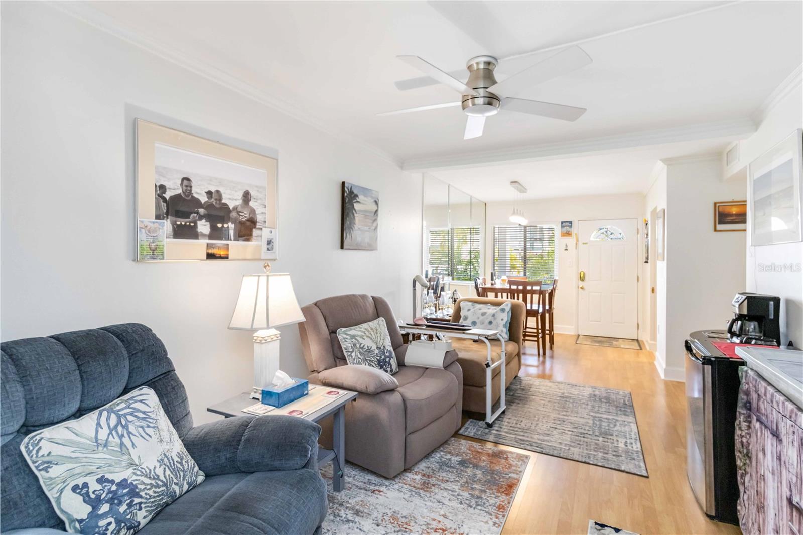 1850 SUNNY DRIVE F4