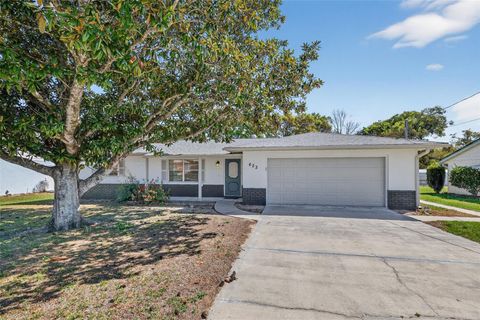 Photo of 623 Third Avenue, Lady Lake, FL 32159 (MLS # G5109386)