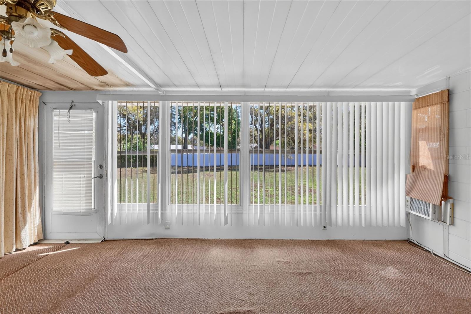 MI-LU ESTATES - Residential