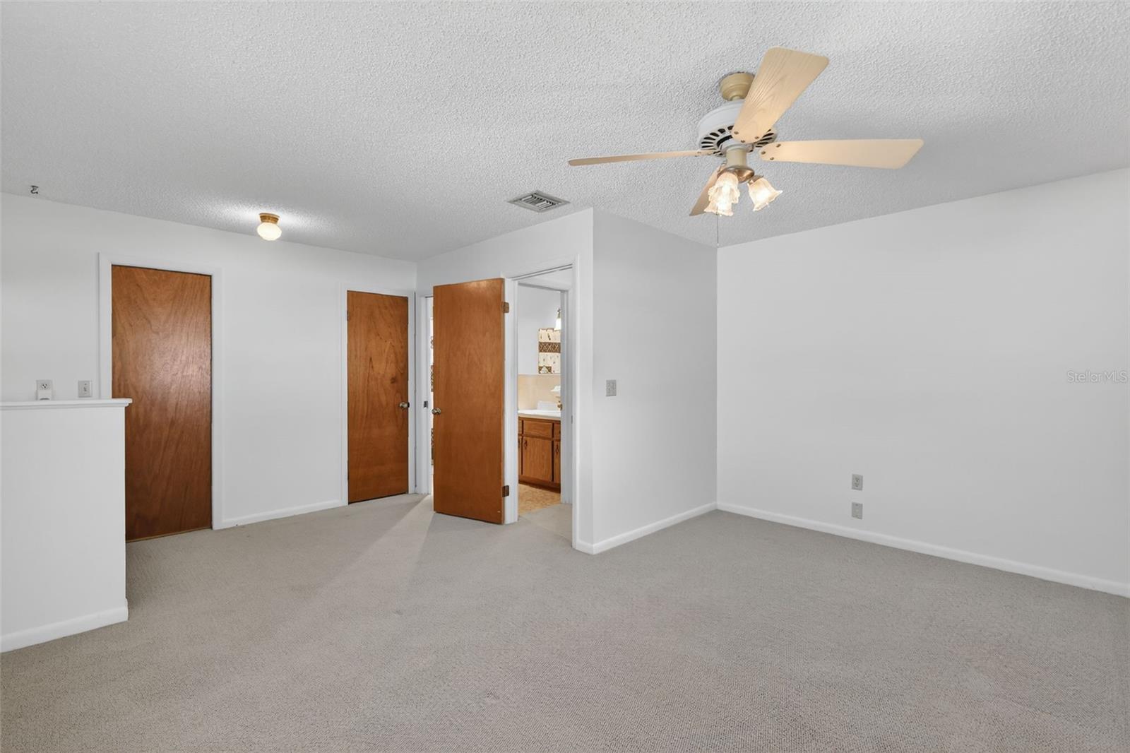 MI-LU ESTATES - Residential