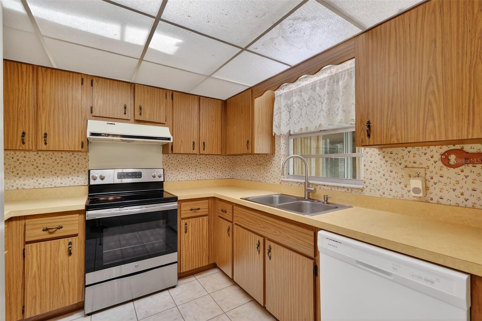 MI-LU ESTATES - Residential