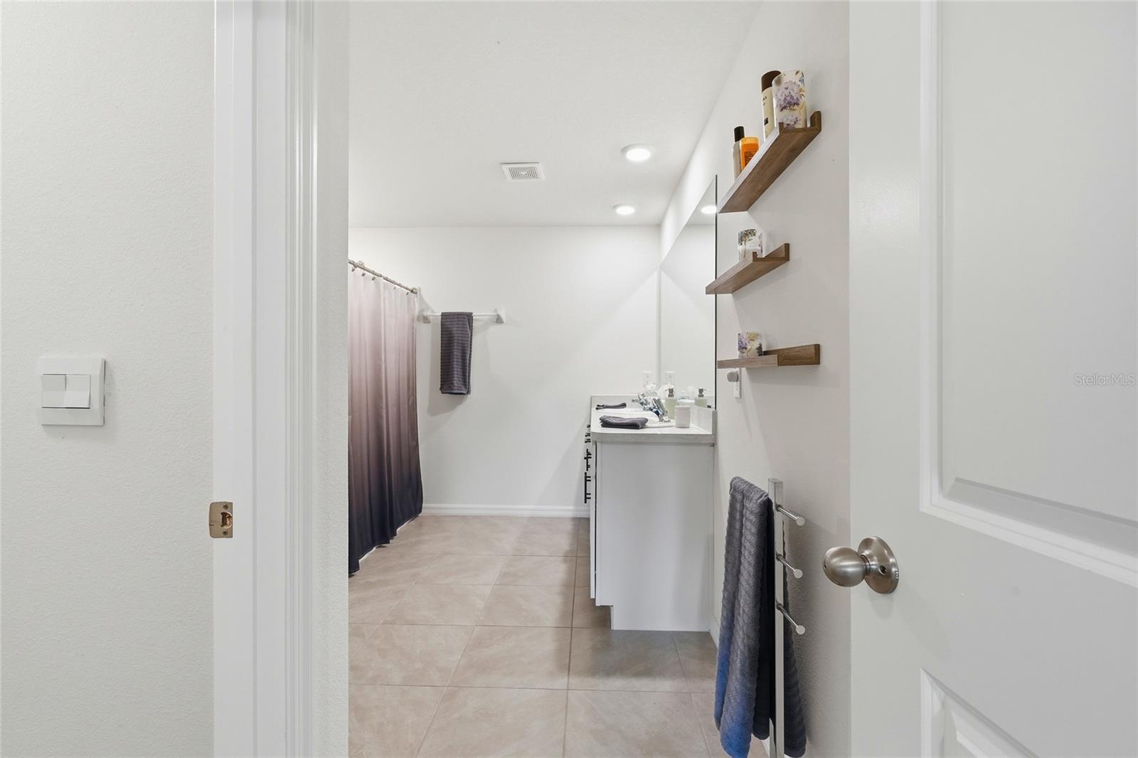SILVERSTONE NORTH - Residential