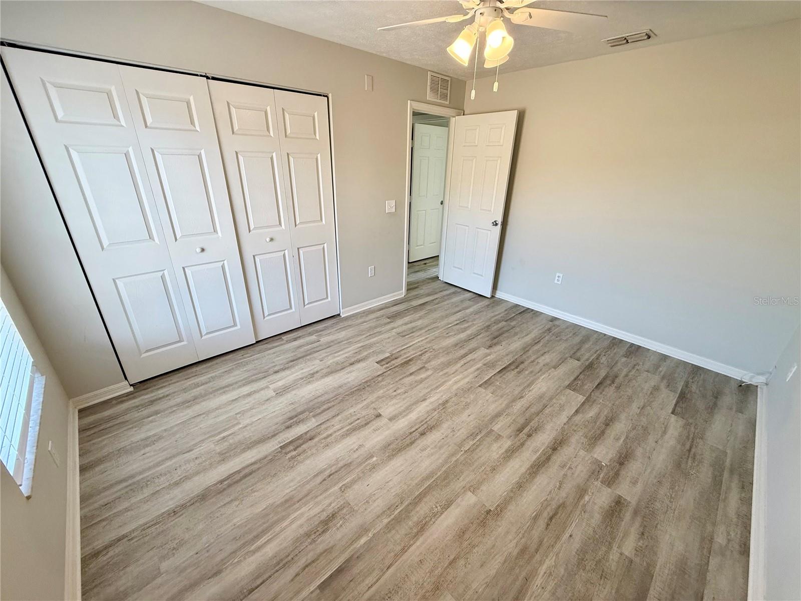 SILVER SPGS SHORES - Residential Lease