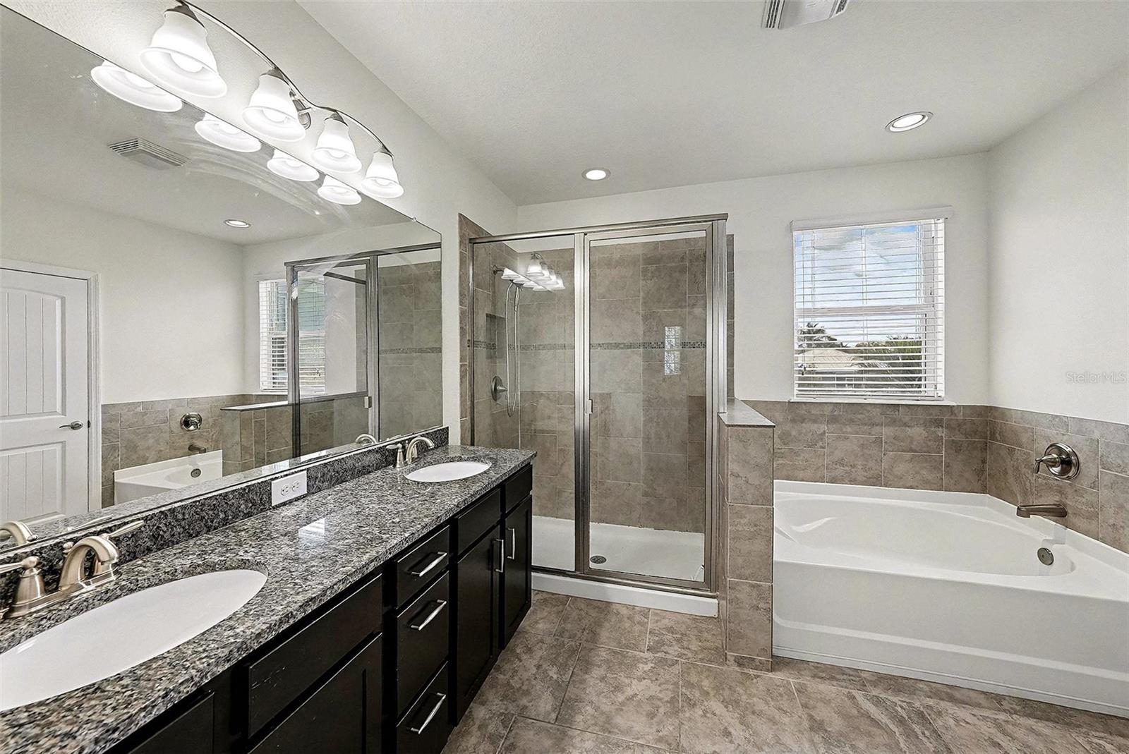 BIMINI BAY PH 2 - Residential