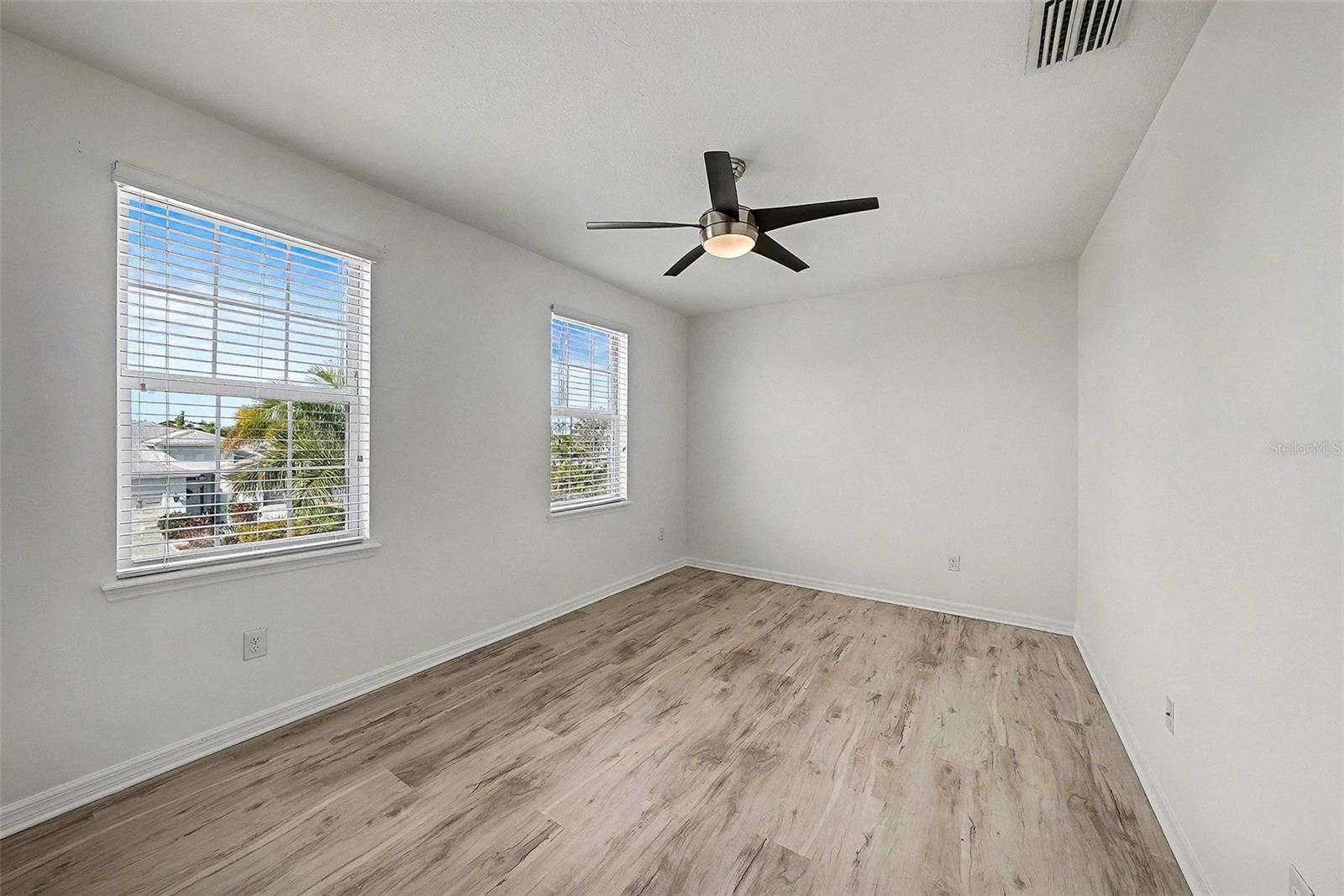 BIMINI BAY PH 2 - Residential