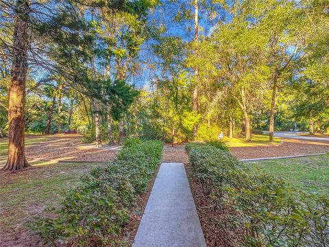 A home in CRYSTAL RIVER