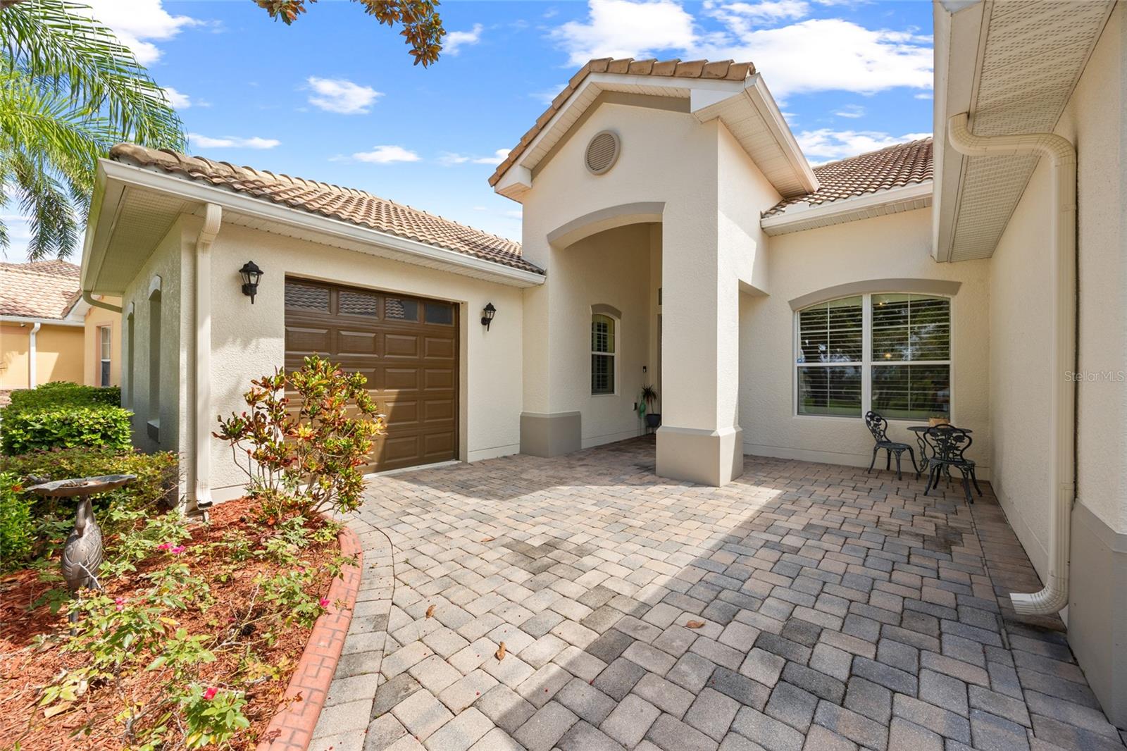 3856 SHORESIDE DRIVE