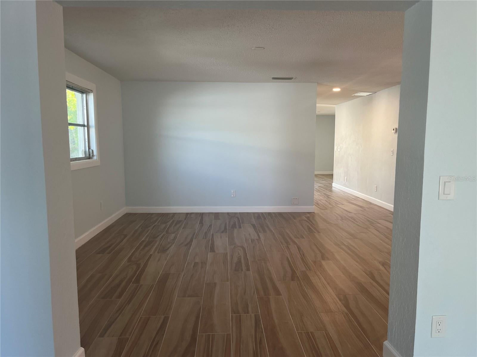 307 LA HACIENDA DRIVE
