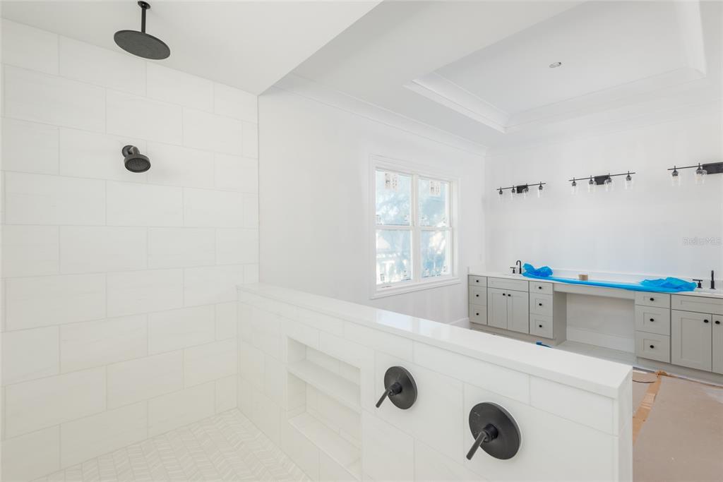 SUNSET PARK - Residential