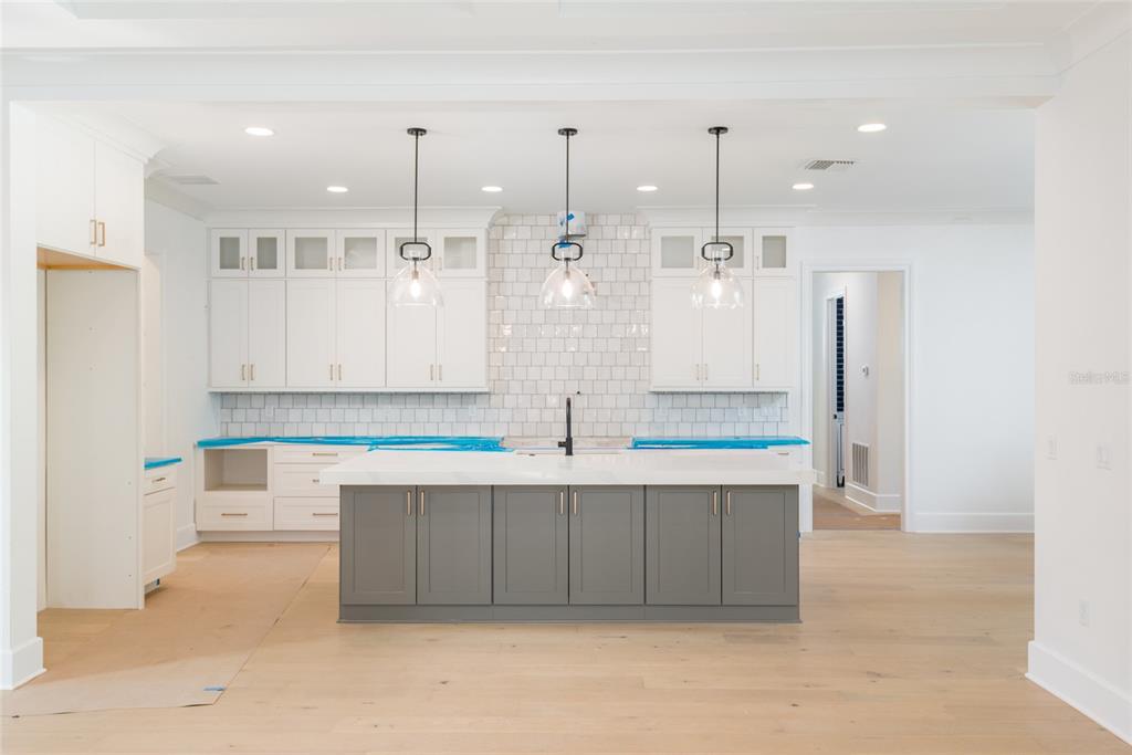 SUNSET PARK - Residential