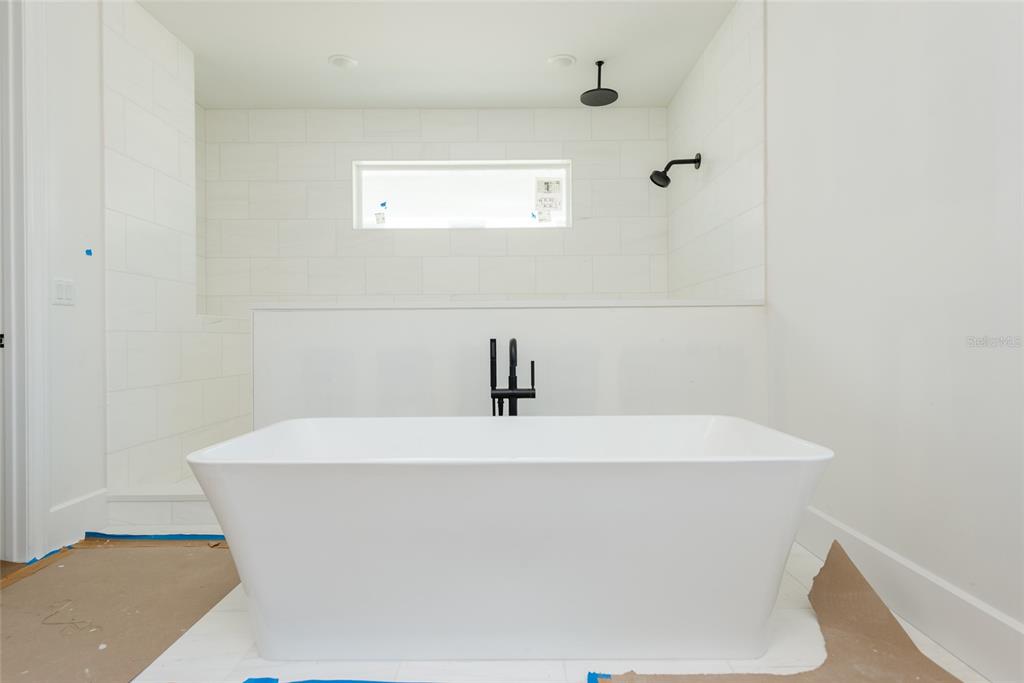 SUNSET PARK - Residential