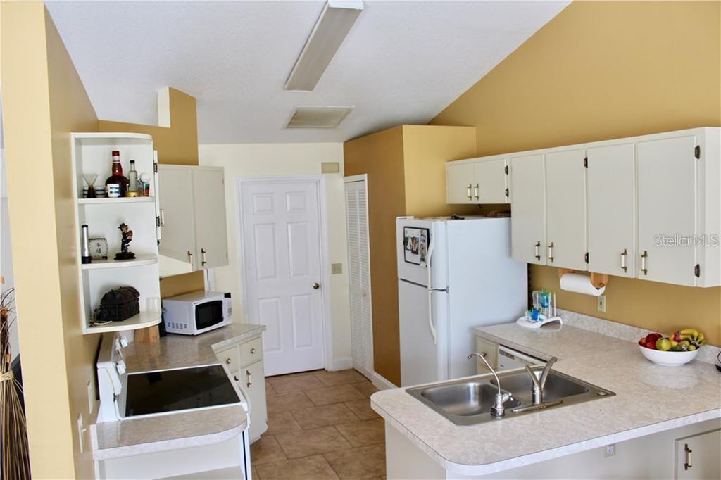 ACREAGE & UNREC - Residential Lease