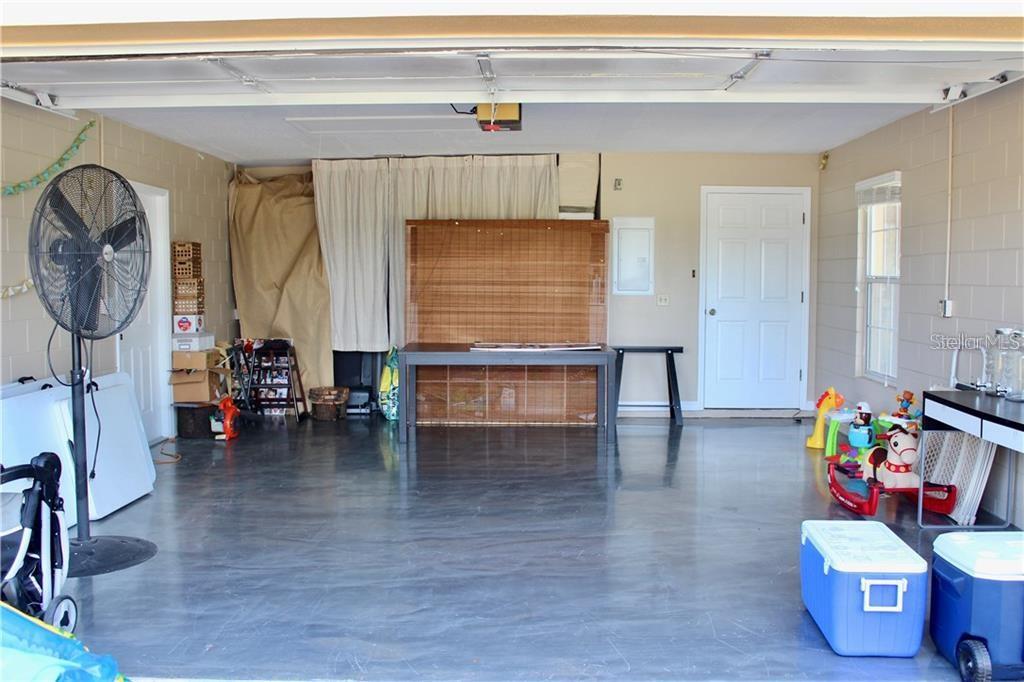 ACREAGE & UNREC - Residential Lease