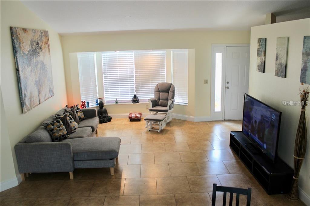 ACREAGE & UNREC - Residential Lease