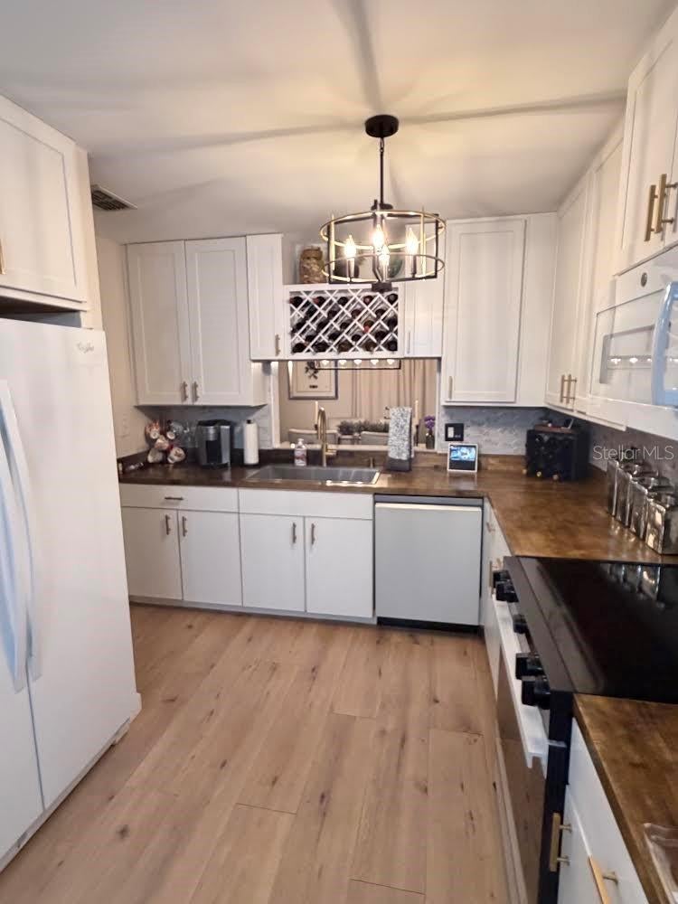 Photo of 3538 Rollingbrook Street SW, Clermont, FL 34711 (MLS # O6452017)