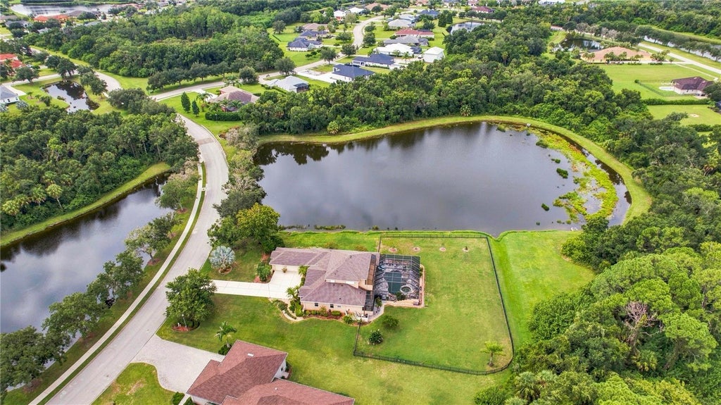 Photo of 3303 155th Avenue E, Parrish, FL 34219 (MLS # A4705129)