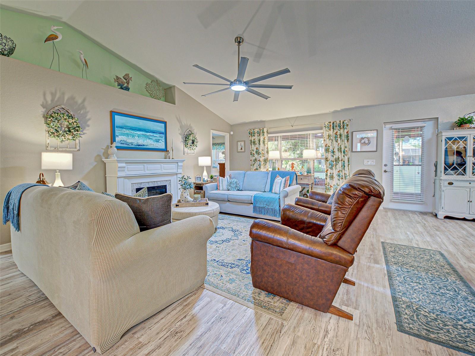 PUNTA GORDA ISLES SEC 20 - Residential