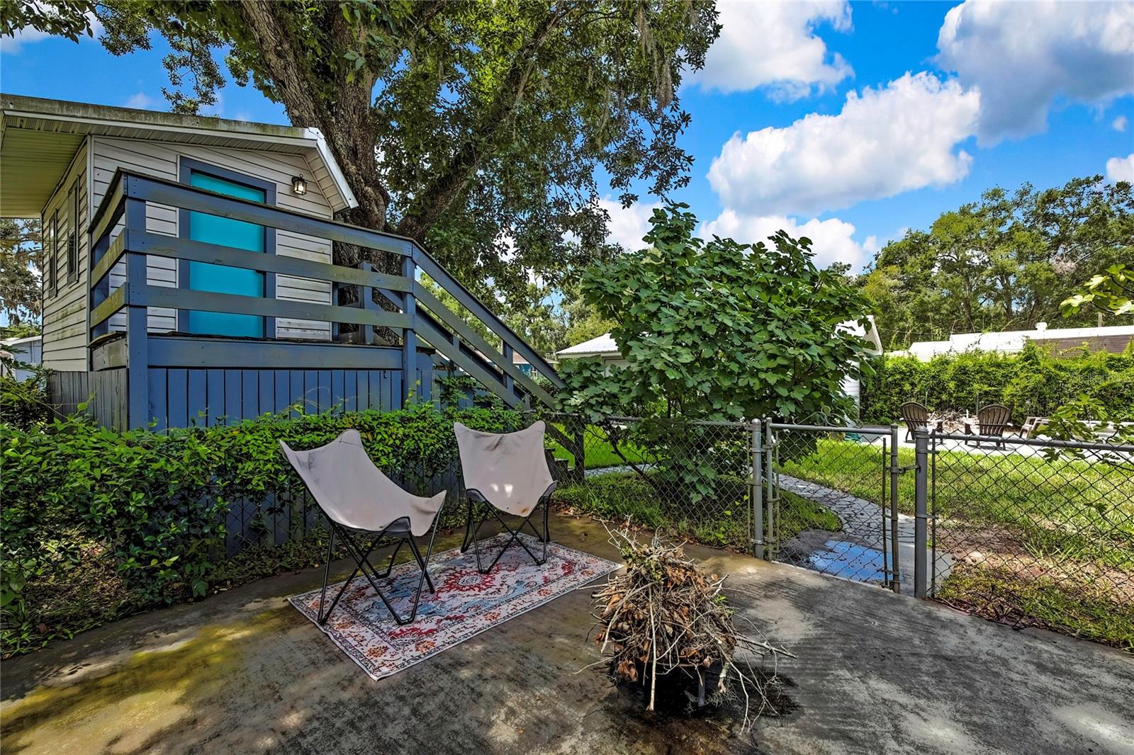 3415 RIVERDALE DRIVE